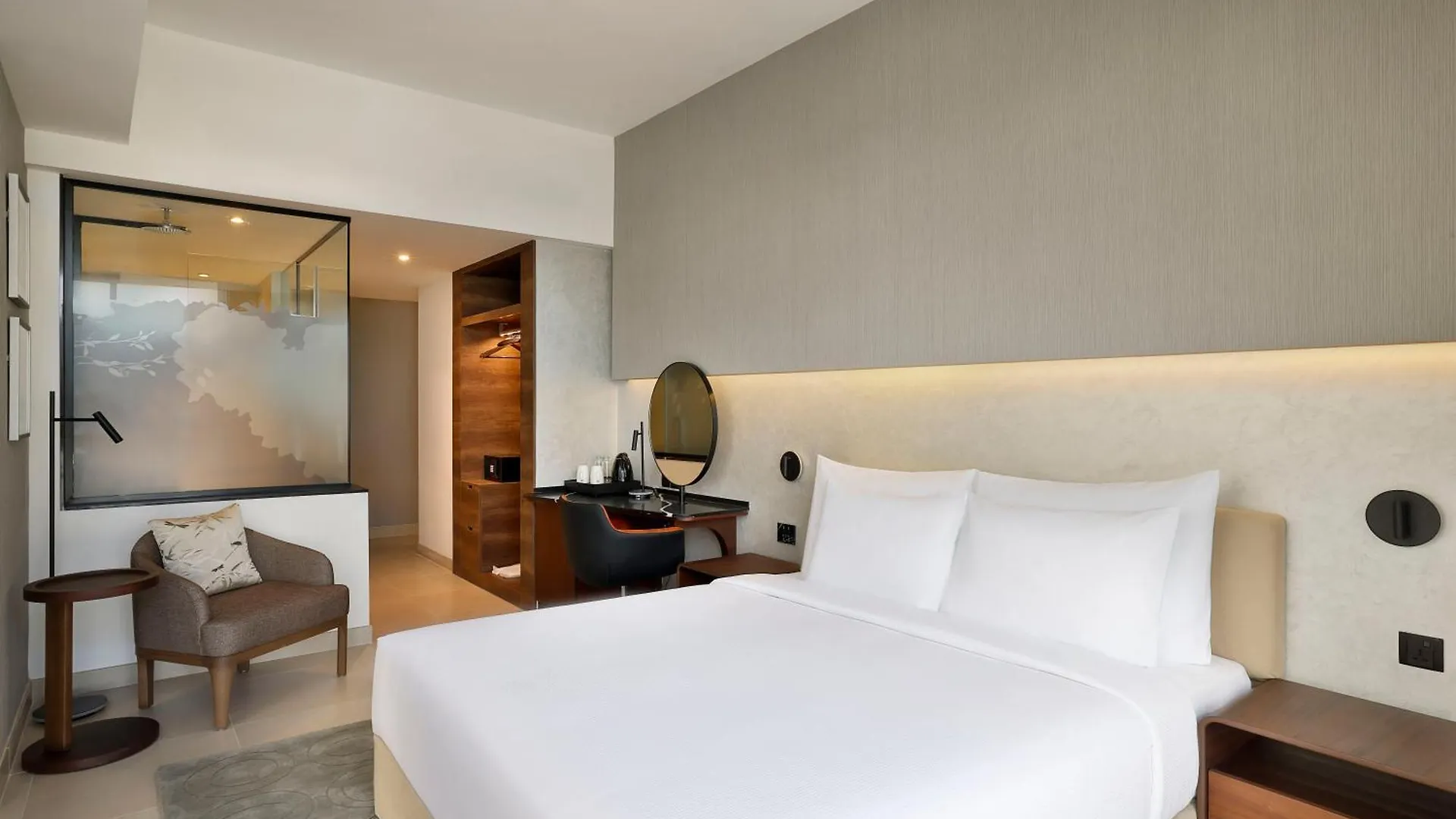 Hotel Local Dubai At Jumeirah Village Triangle