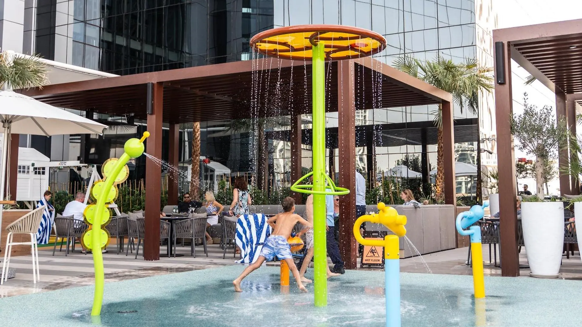 Hotel Local Dubai At Jumeirah Village Triangle