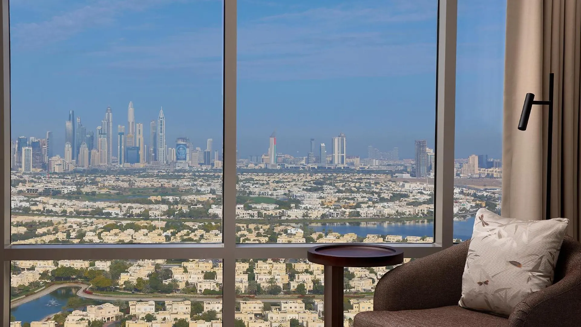 Hotel Local Dubai At Jumeirah Village Triangle
