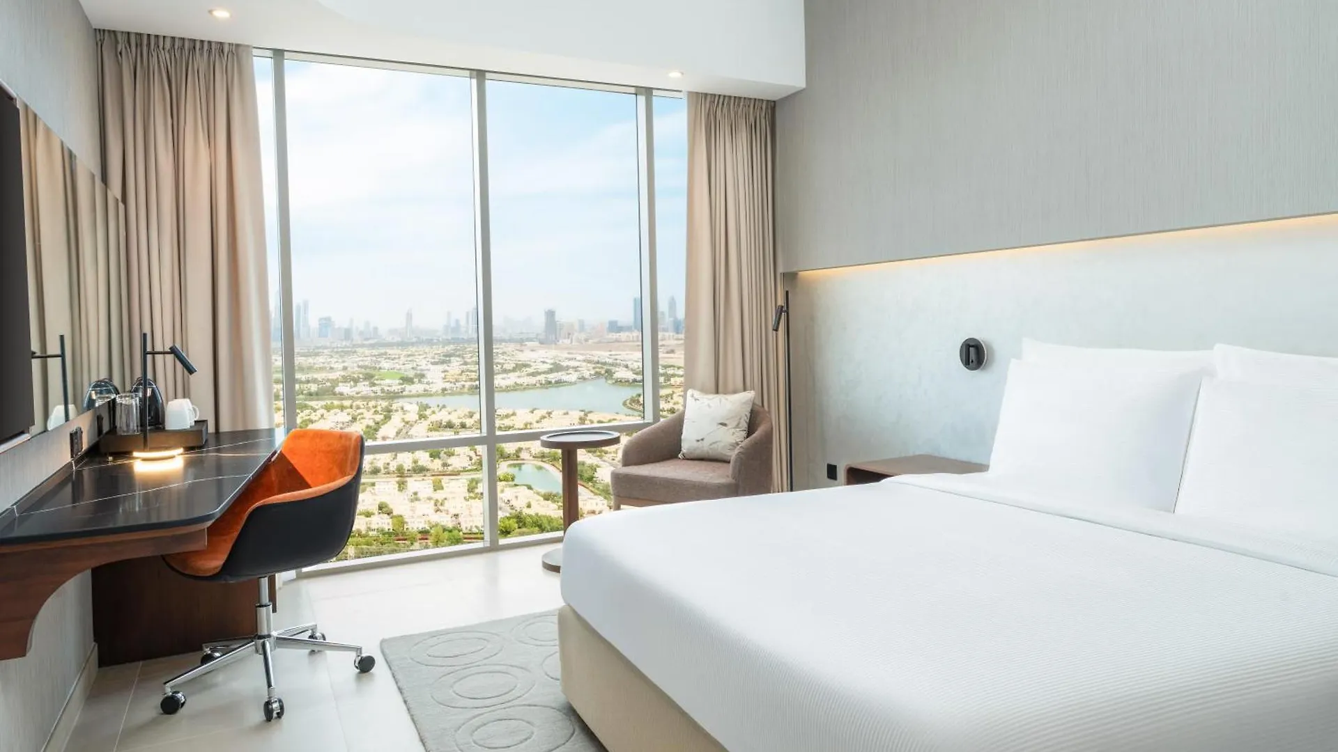 Hotel Local Dubai At Jumeirah Village Triangle